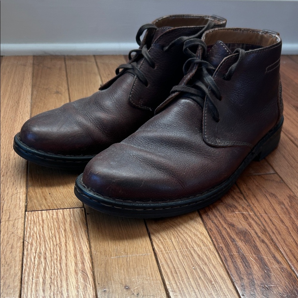 Clarks Dark Brown Chukka Boots
